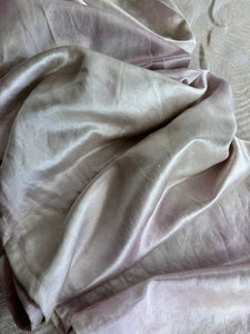 Oyster Shell, Standard Size, Platinum Label, Seashells & Rainbows Collection, Eco~Silk Ring Sling, SP2