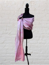 Queen Conch, Standard Size, Platinum Label, Seashells & Rainbows Collection, Eco~Silk Ring Sling, SP5