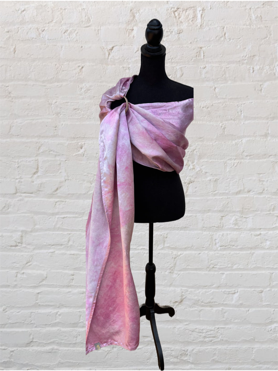 Queen Conch, Standard Size, Platinum Label, Seashells & Rainbows Collection, Eco~Silk Ring Sling, SP5